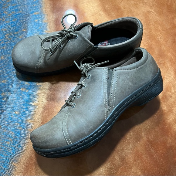 Red Wing Leather lace up Klogs size 9.5 - Picture 1 of 9